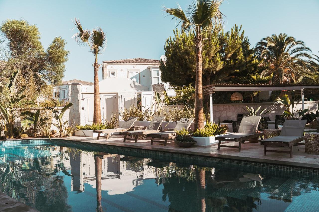 Artotel Alacati Exterior photo