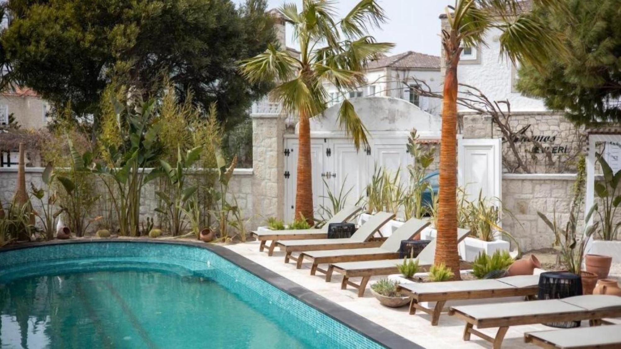 Artotel Alacati Exterior photo
