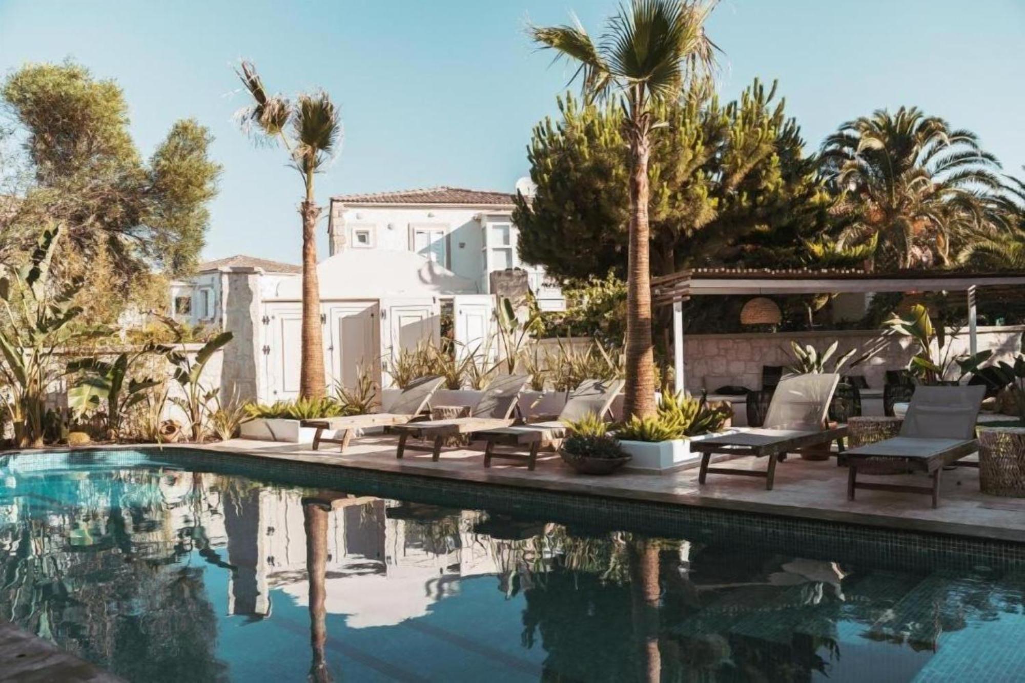 Artotel Alacati Exterior photo